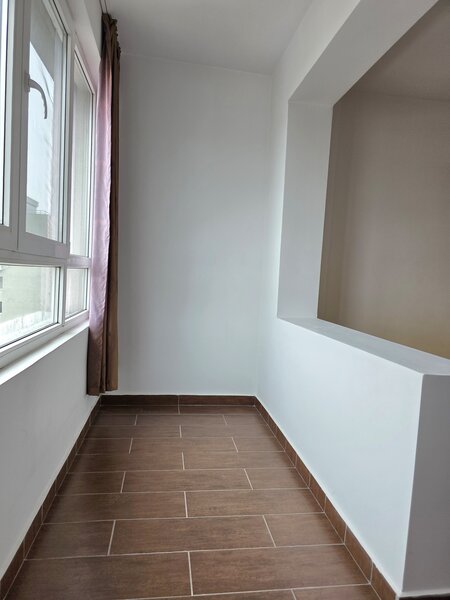 Camil Ressu, Nicolae Grigorescu, Piata Salajan, 3 minute metrou.